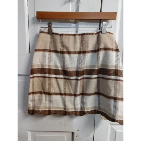 Plaid Button-Up Mini Skirt With Scalloped Hem  E & M  S  Beige & Brown Wool-Blen - Picture 2 of 8